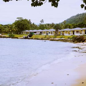 Bungalow Water Front